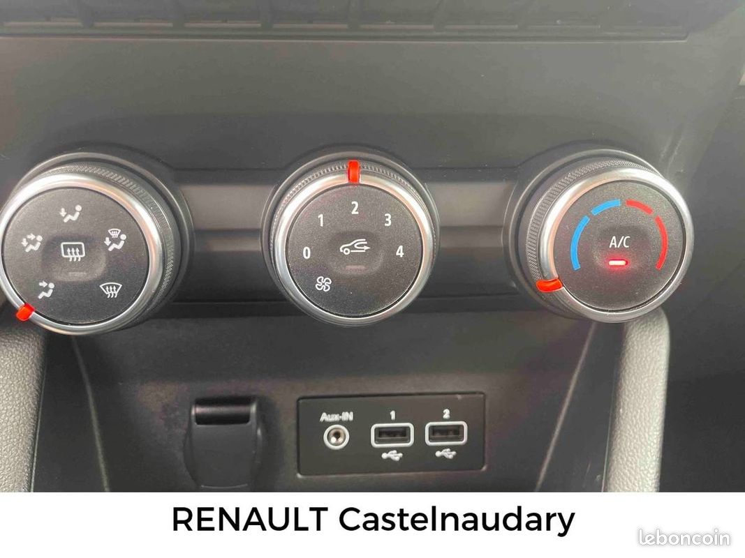 Renault clio societe blue dci 100 evolution reversible (image 16)