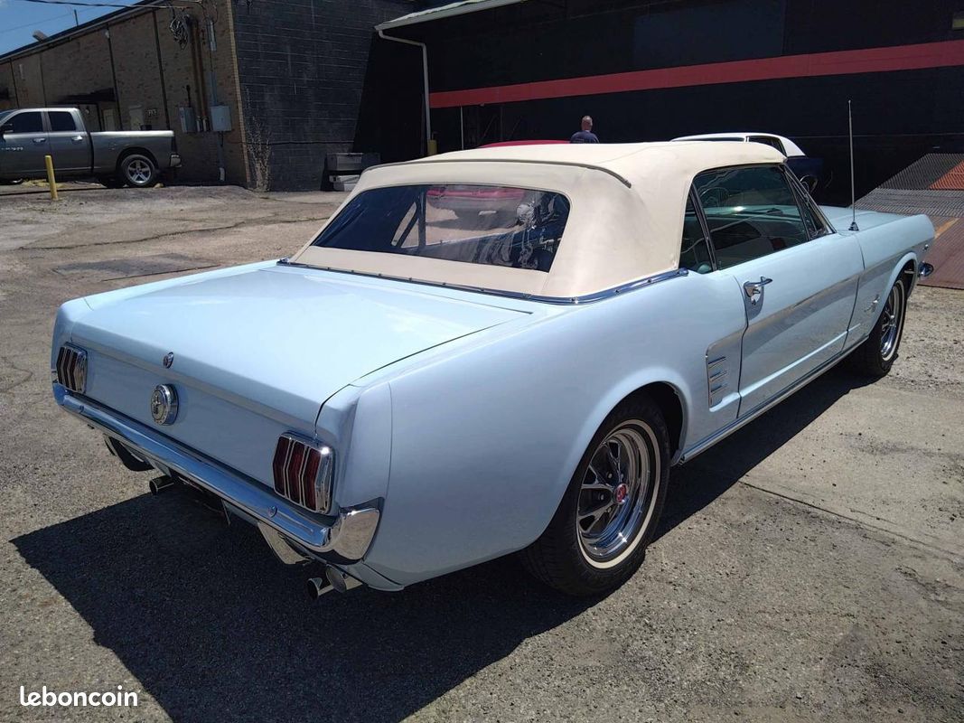 FORD MUSTANG Cabriolet 289 code A toutes options (image 4)