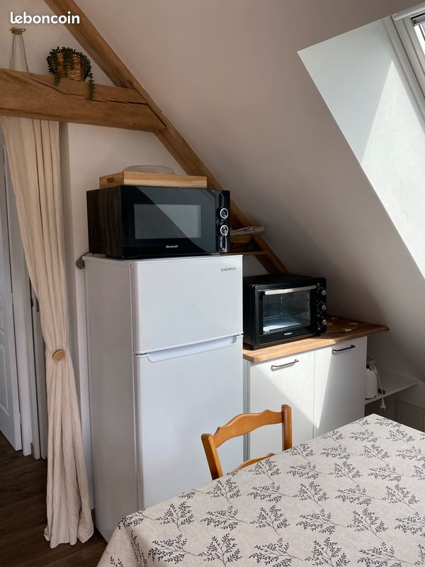 Appartement meublé n°2, 1er étage, moderne, au calme (image 6)