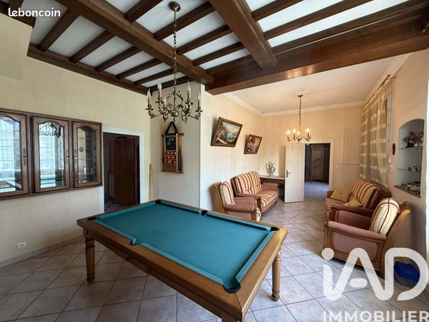 Maison familiale 9 pièces 208 m²