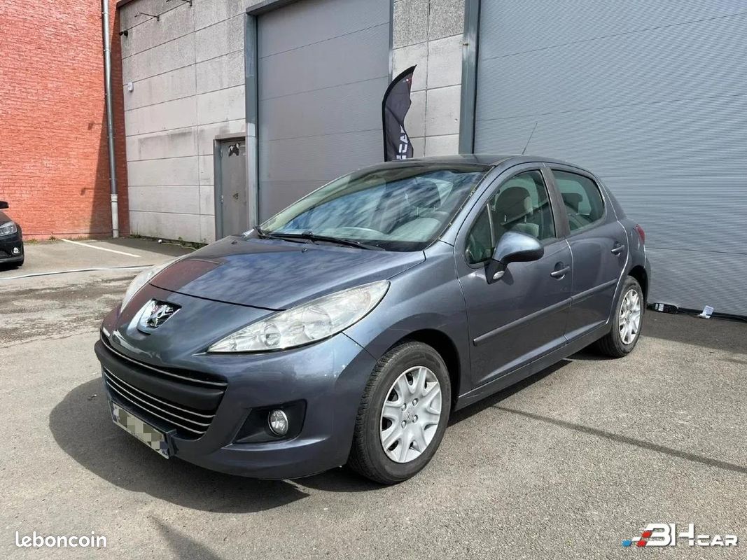 Peugeot 207 1.4 HDI 70 ACTIVE (image 3)