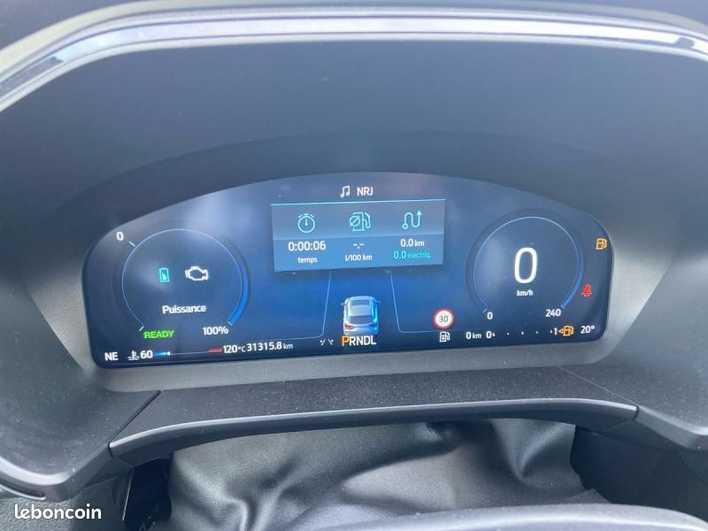 Ford Kuga 2.5 Duratec 180ch Hybrid FLEXIFUEL E85 ST-Line X Powershift (image 16)