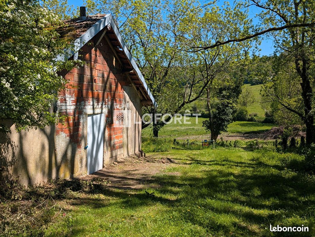Maison 1 pièce 120 m² · à Abbans-Dessus · 120 m² · 92 000 €
