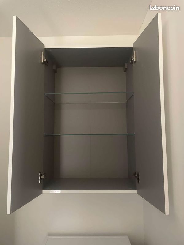 Meuble à suspendre (image 2)