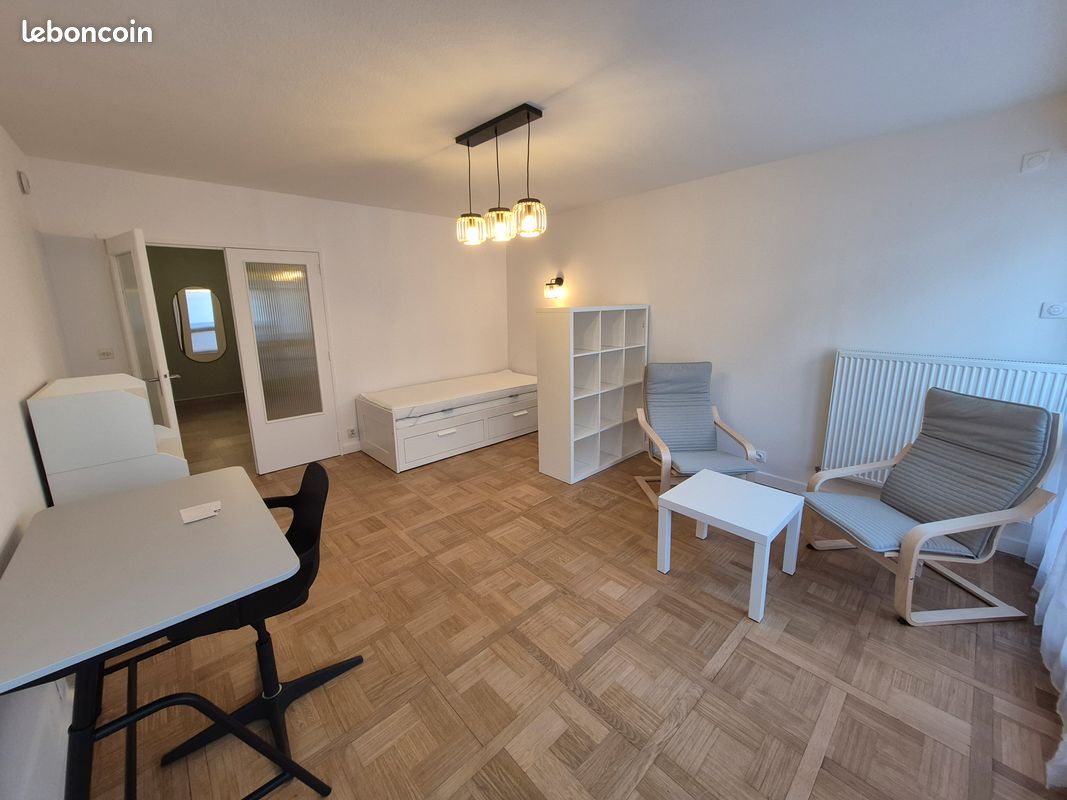 Appartement 1 pièce 43 m² · à Saint-Étienne · 43 m² · 495 €