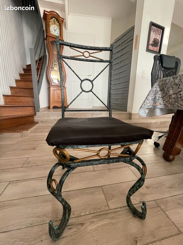 Table et chaise (image 2)