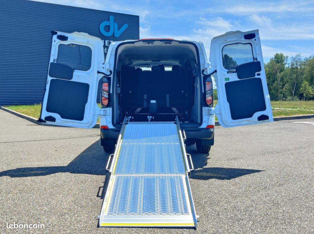 Ford Transit Custom L2H1 minibus TPMR 9 places neuf & disponible (image 3)