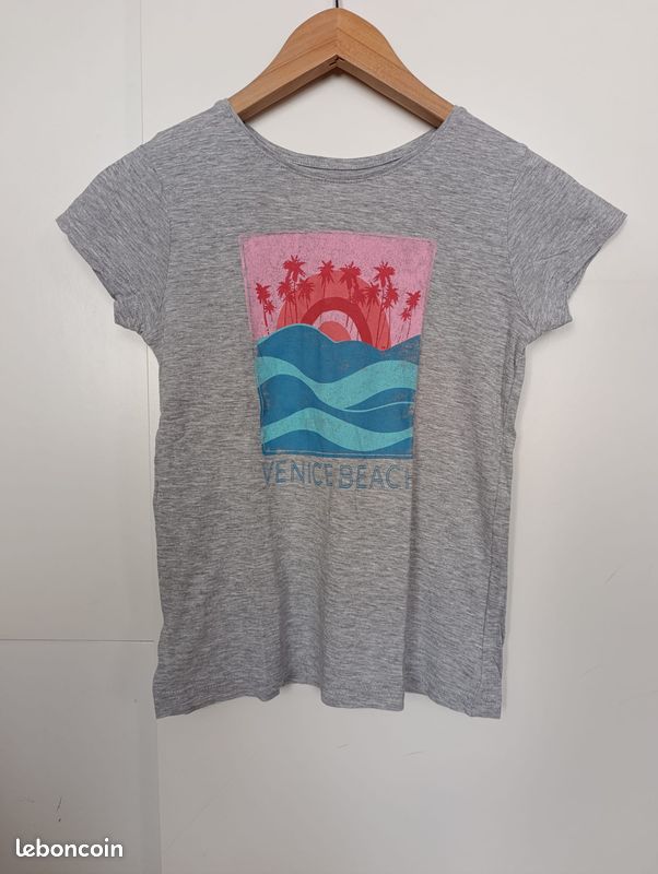 T-shirt Fille Cropped Rouge Primark 10-11 Ans Col équipage Manches Courtes Coton