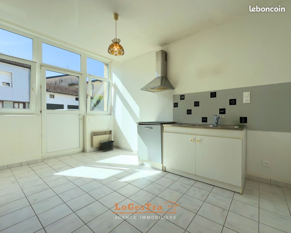 Appartement 2 pièces 52 m² · à Bulgnéville · 52 m² · 400 €
