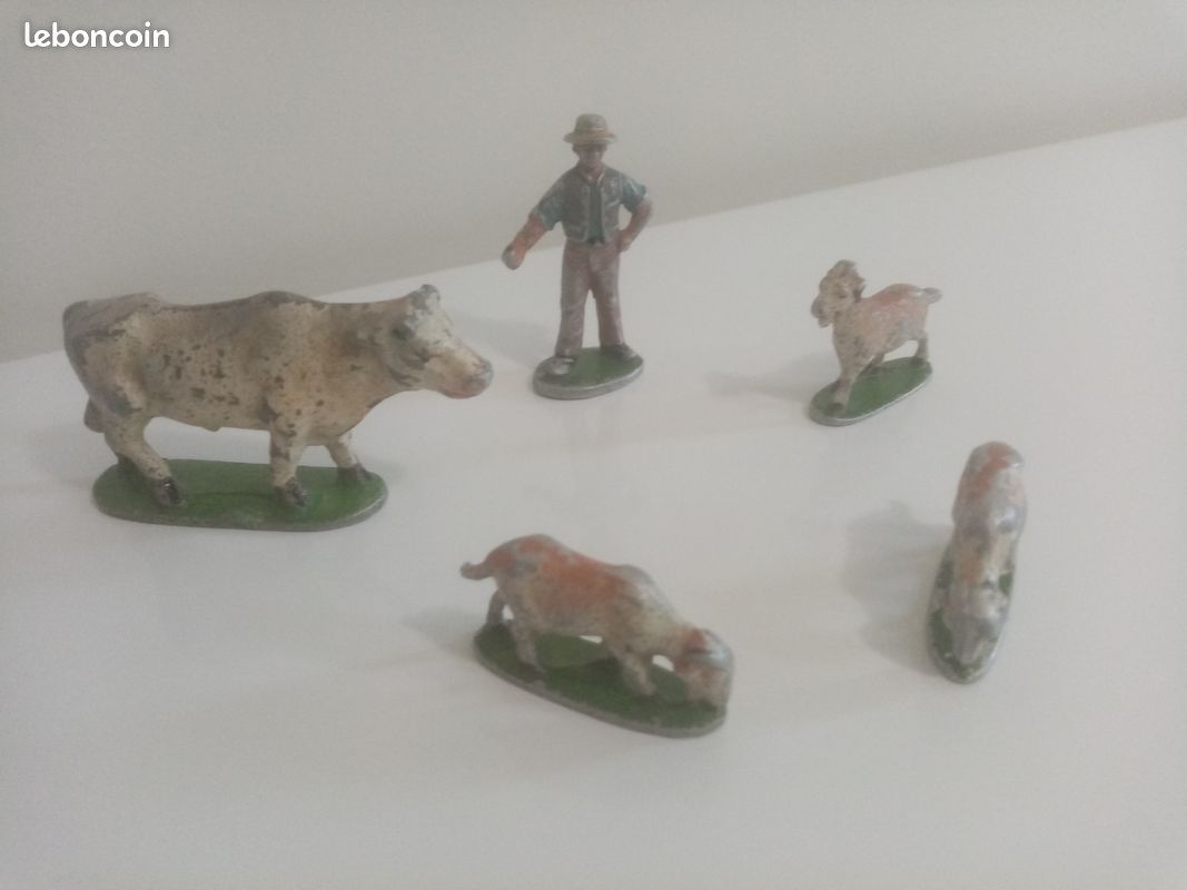 FIGURINE QUIRALU LA Ferme Tombereau Marron Roues A Rayons EUR 89,00 - FR