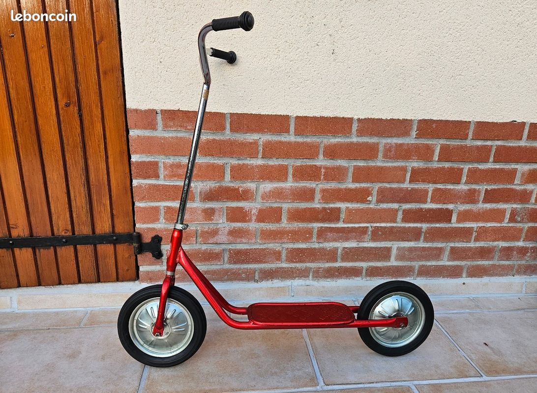 TROTTINETTE de marque "JUDEZ" (image 1)