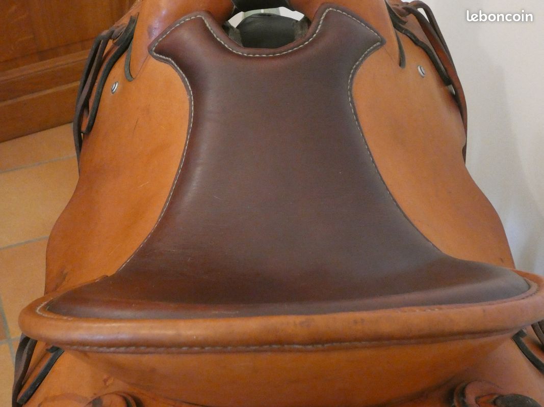 Selle Western Hot Seat 16 Pouces - Éco-cuir Buffle Châtaignier - Neuve