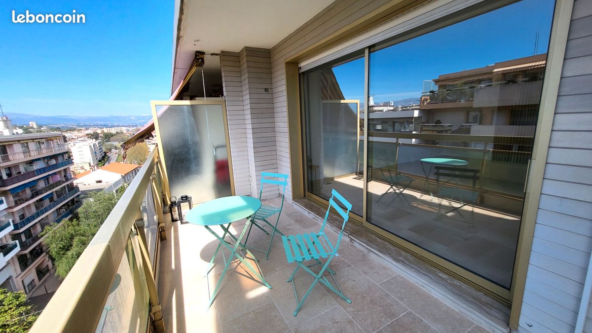 Appartement 3 pièces 64 m² · à Antibes · 64 m² · 359 000 €
