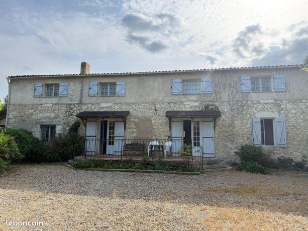 Propriété 9 pièces 233 m²
