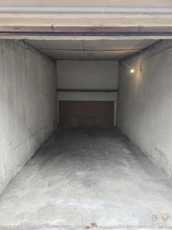Parking 13 m² · à Strasbourg · 13 m² · 90 €/mois