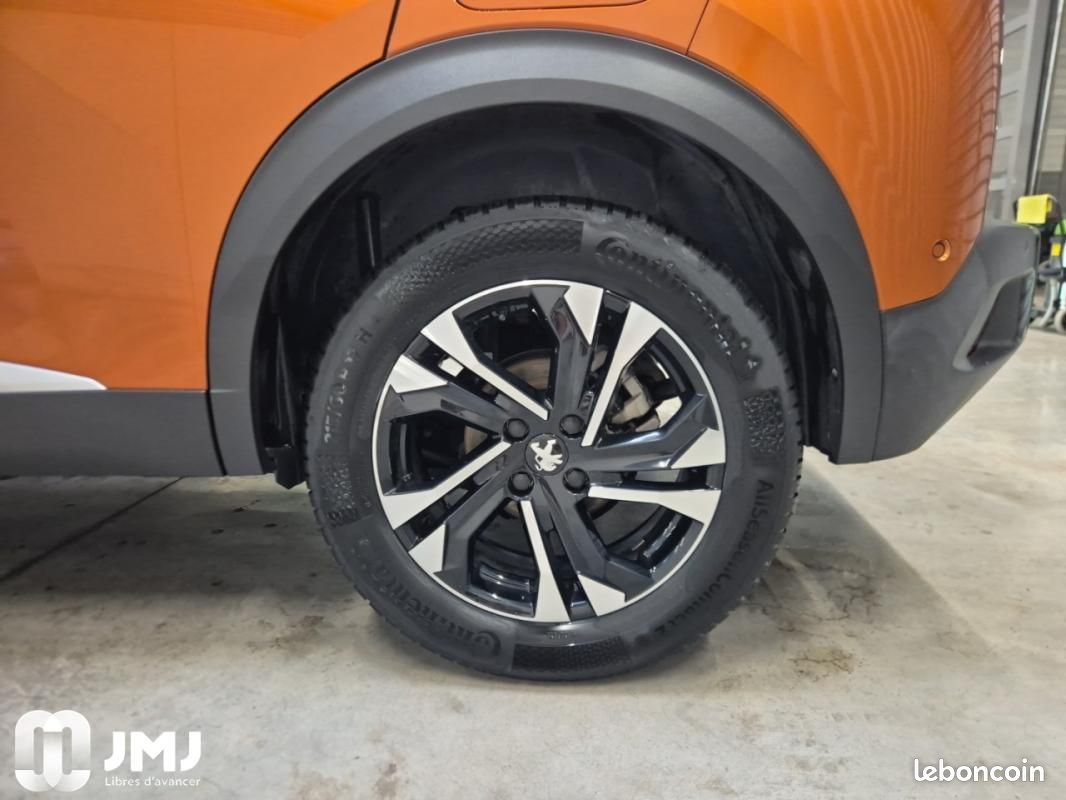 Peugeot 2008 PureTech 130 S&S EAT8 GT (image 7)
