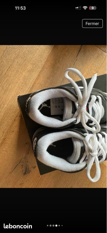 Air Jordan 4 neuve pointure 35,5 (image 4)