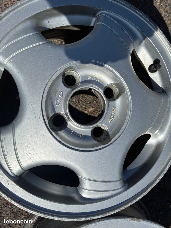 Jantes mondeo (image 1)