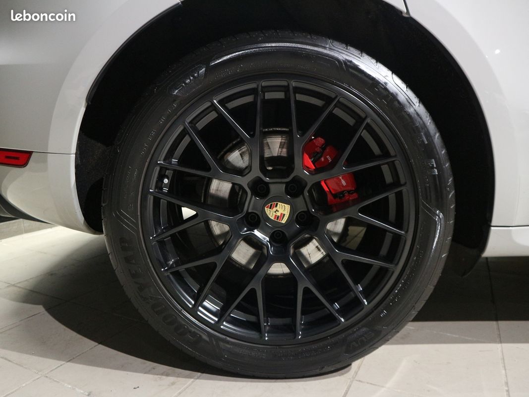 Porsche MACAN (95B) 2.9 V6 380CH GTS PDK MY21 (image 32)