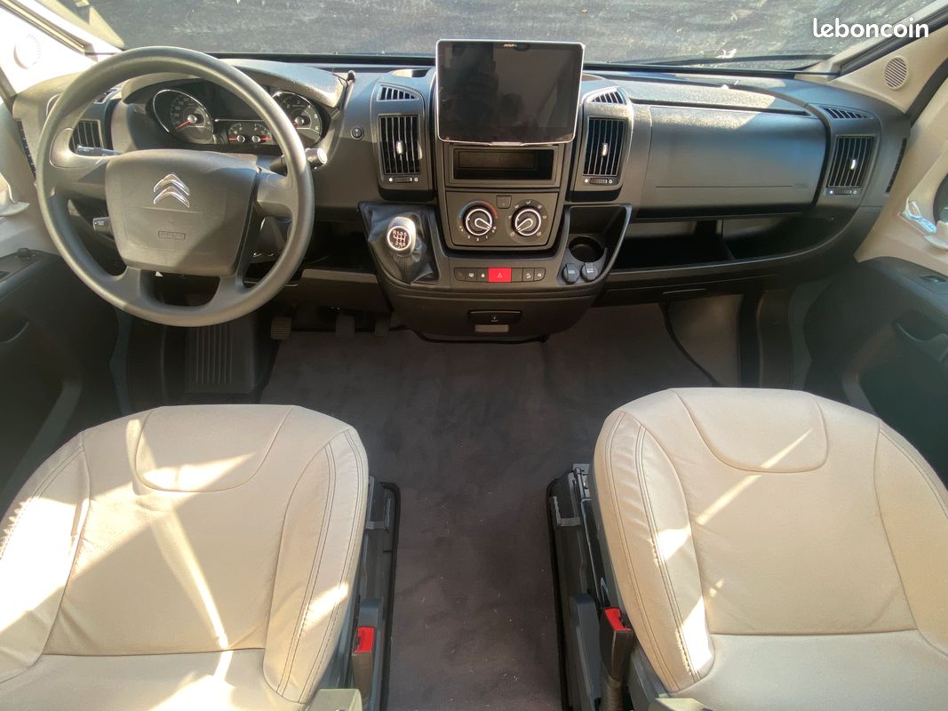 Fourgon BAVARIA K 600g X Edition Fit - Citroen Jumper 2.2L 140 CV - Lit Transversal - Ouvert tout le mois d'aout avec des tarifs estivaux (image 3)