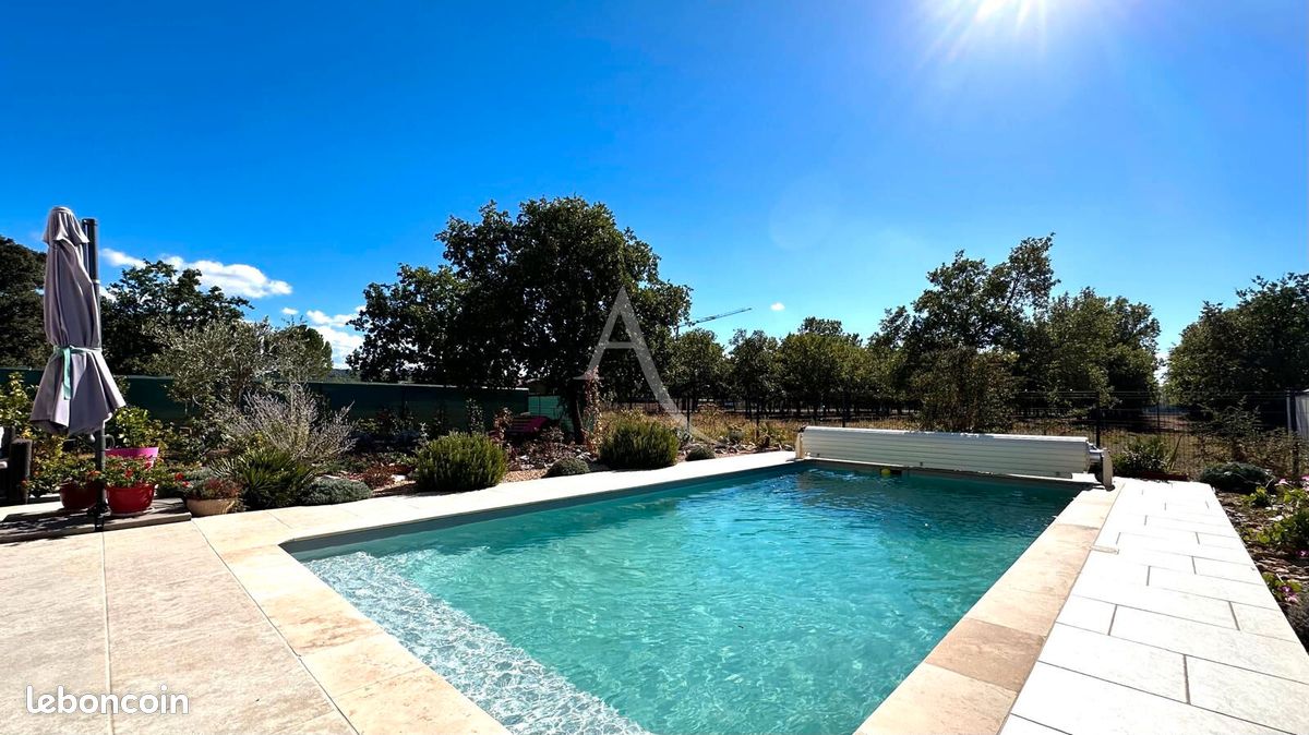Maison 4 pièces 99 m² · à Vinon-sur-Verdon · 99 m² · 465 000 €