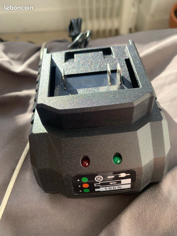 Chargeur batterie visseuse (image 2)