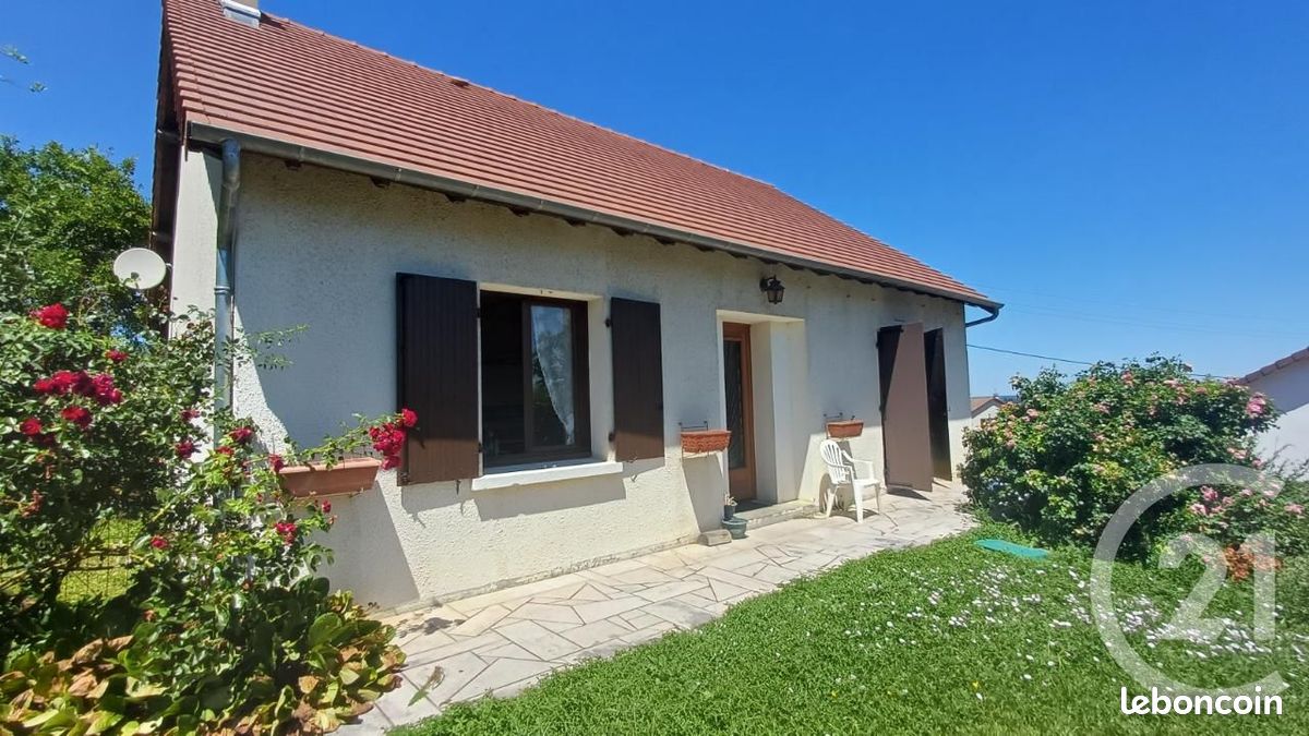 Maison 3 pièces 77 m² · à Gannat · 77 m² · 161 000 €
