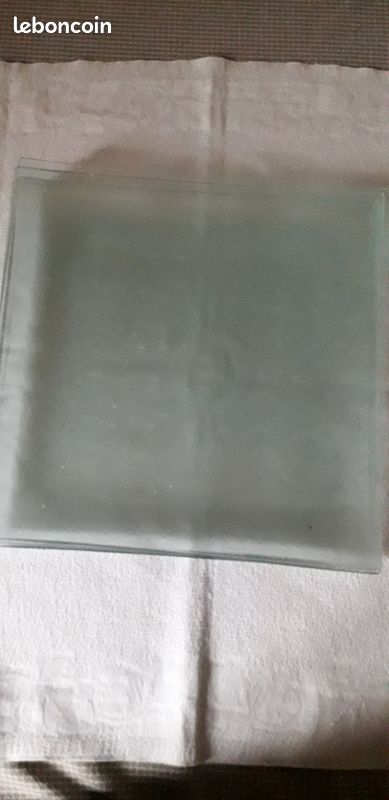 Assiettes en verre transparent (image 3)