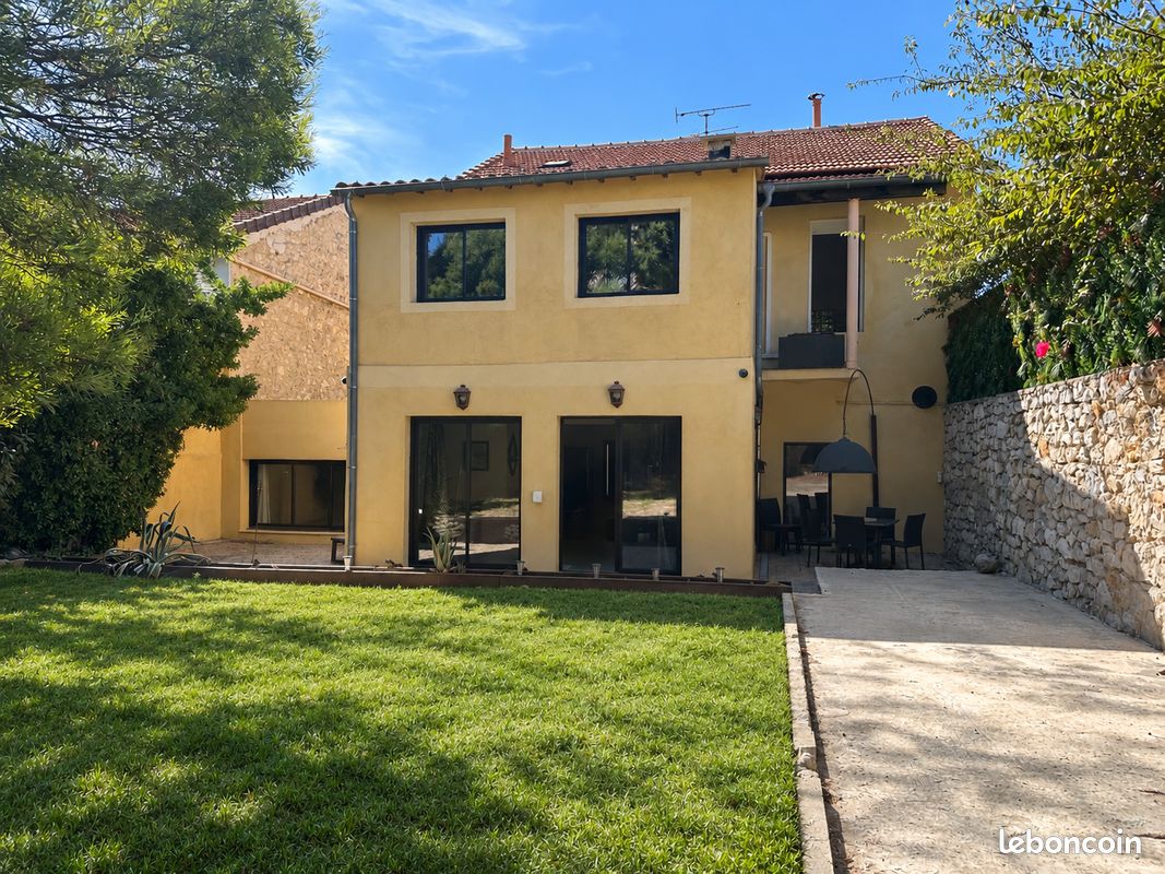 Maison 6 pièces 199 m² · à Marseille · 199 m² · 550 000 €