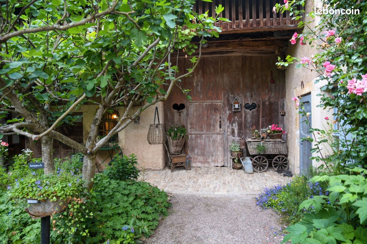 Maison 8 pièces 135 m² (image 1)