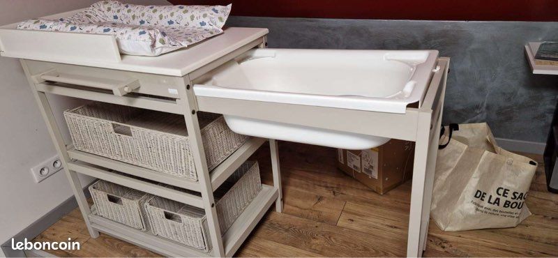 Table à langer Quax avec baignoire intégrée – Très bon état (image 7)