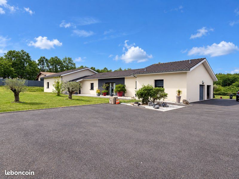 Maison 6 pièces 185 m² · à Casteljaloux · 185 m² · 462 000 €