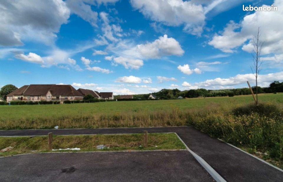 Terrain 623 m² La Saussaye · 69 000 €