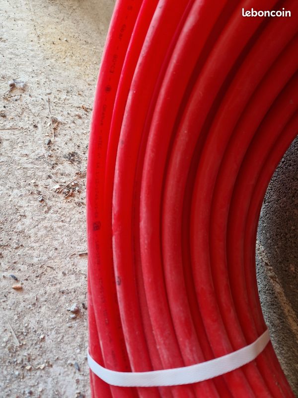 Per rouge eau chaude (image 2)