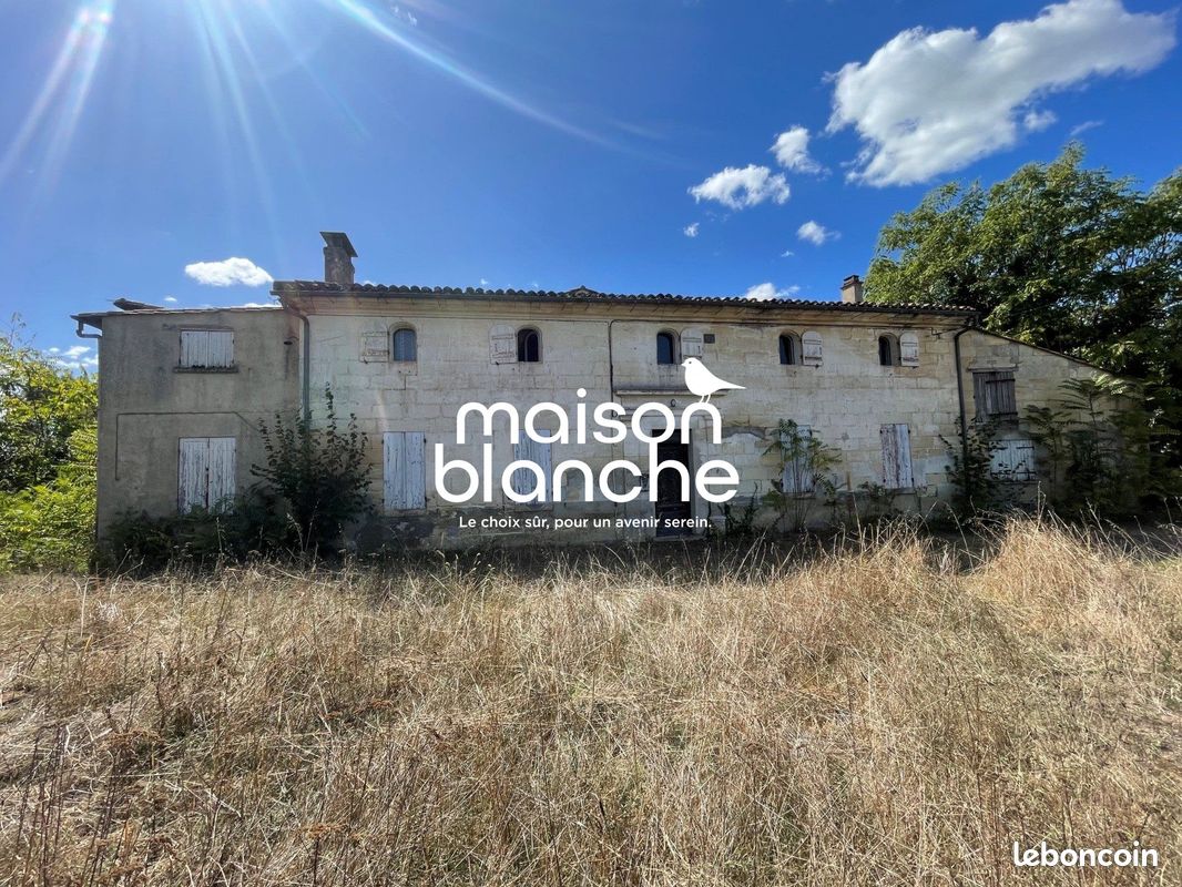 Maison 5 pièces 217 m² · à Saint-Denis-de-Pile · 217 m² · 129 800 €