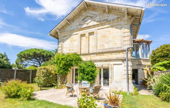 Maison 7 pièces 160 m²
