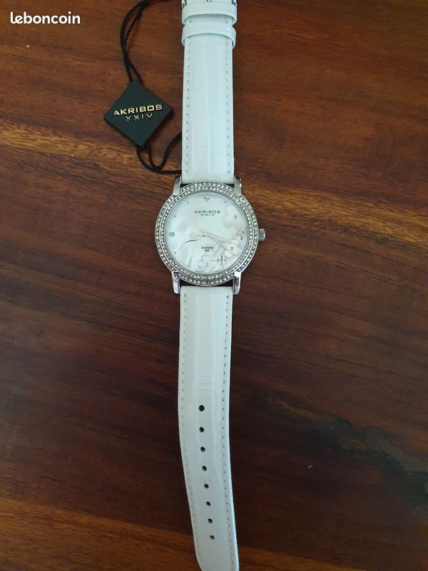 Montre Femme Akribos XXIV - Occasion - Montre à Porter Quotidiennement