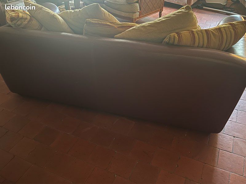 Canapé cuir et tissus (image 2)