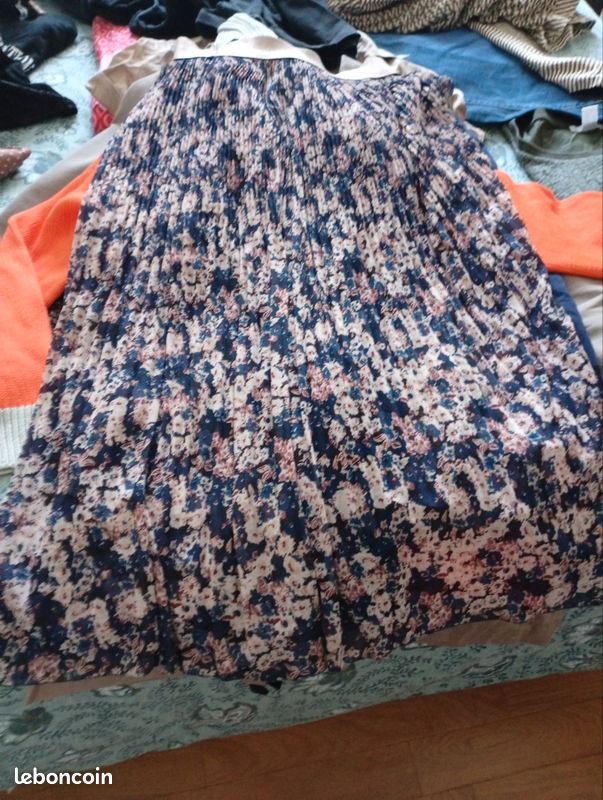 Vêtements divers (image 3)