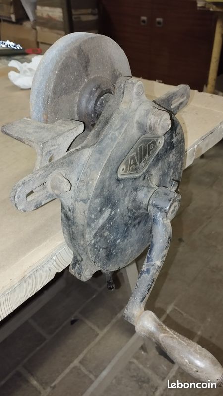 Affûteur à Meule Manuelle à Manivelle - Pour Couteaux, Ciseaux, Outils - Occasion Fonctionnel