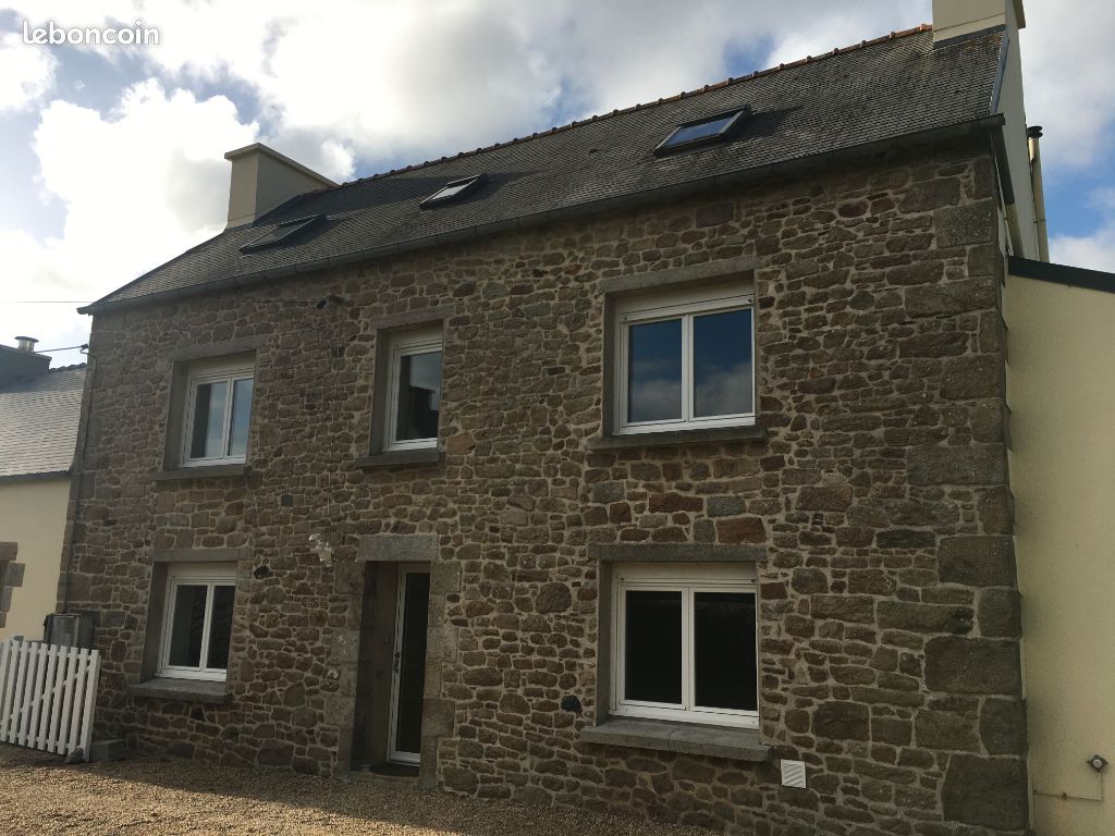 Maison 6 pièces 109 m² · à Ploudaniel · 109 m² · 884 €