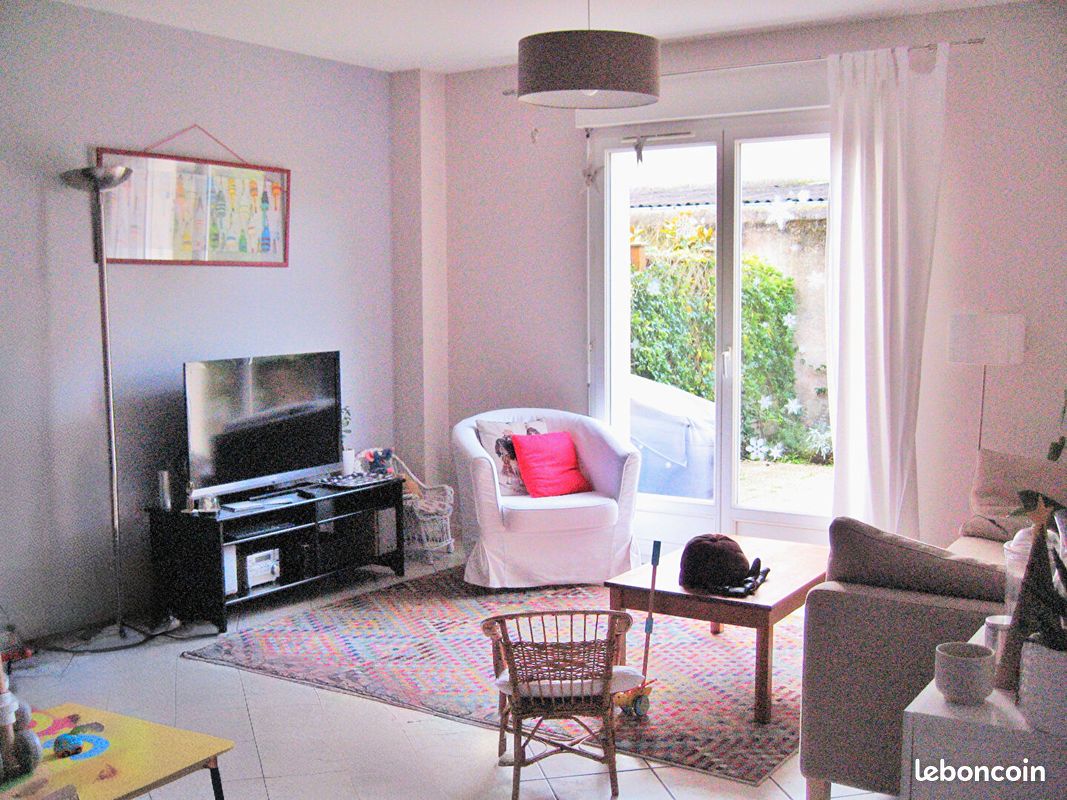 Maison 3 pièces 74 m² · à Tours · 74 m² · 1 420 €