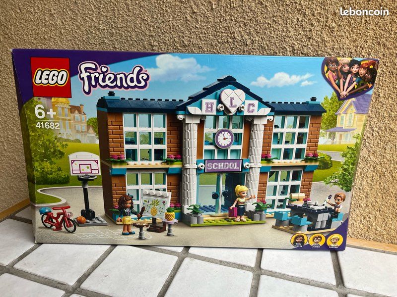 Lego Friends L’Ecole d’Hearthlake City avec boîte (image 4)