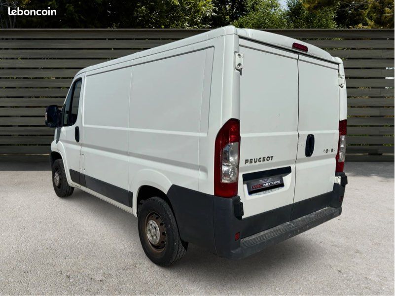 Peugeot Boxer 2.2 hdi boîte 6 en parfait état (image 5)