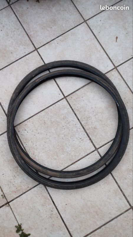 Pneu velo 700*38 (image 2)