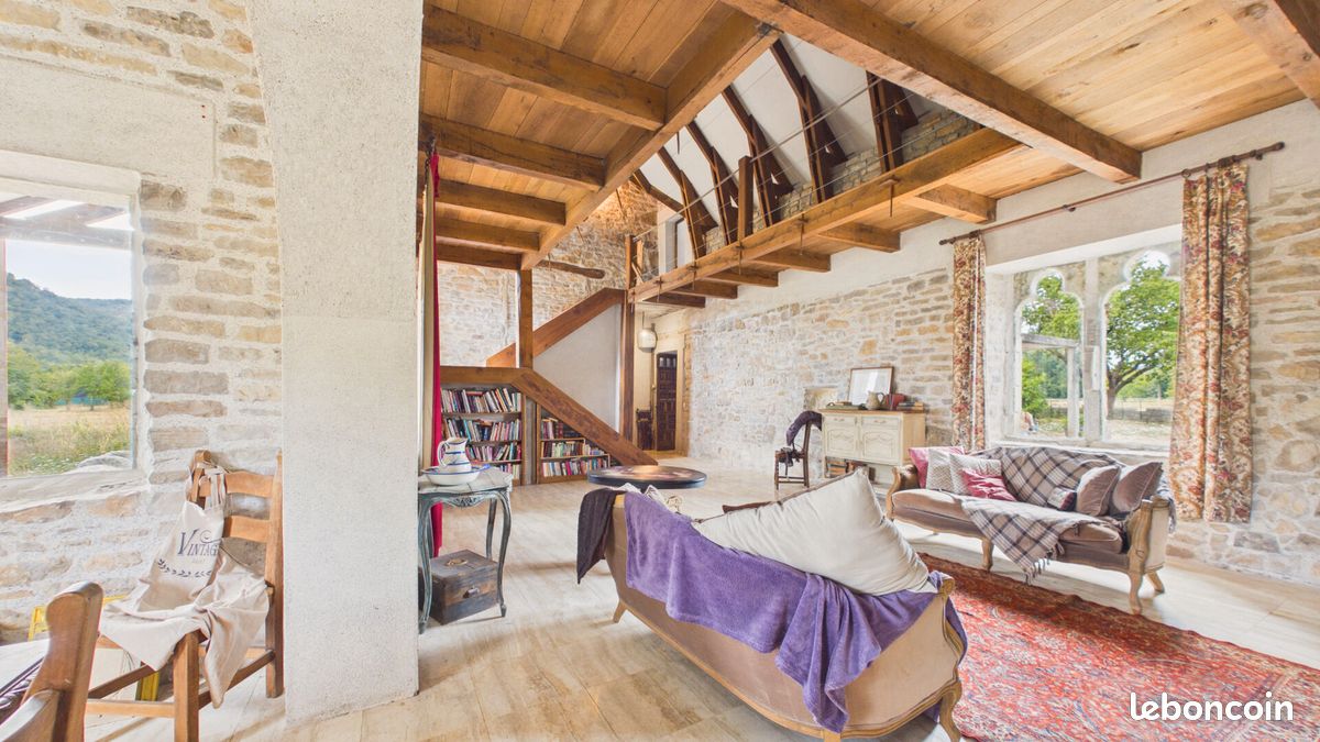 Propriété 8 pièces 300 m² (image 8)