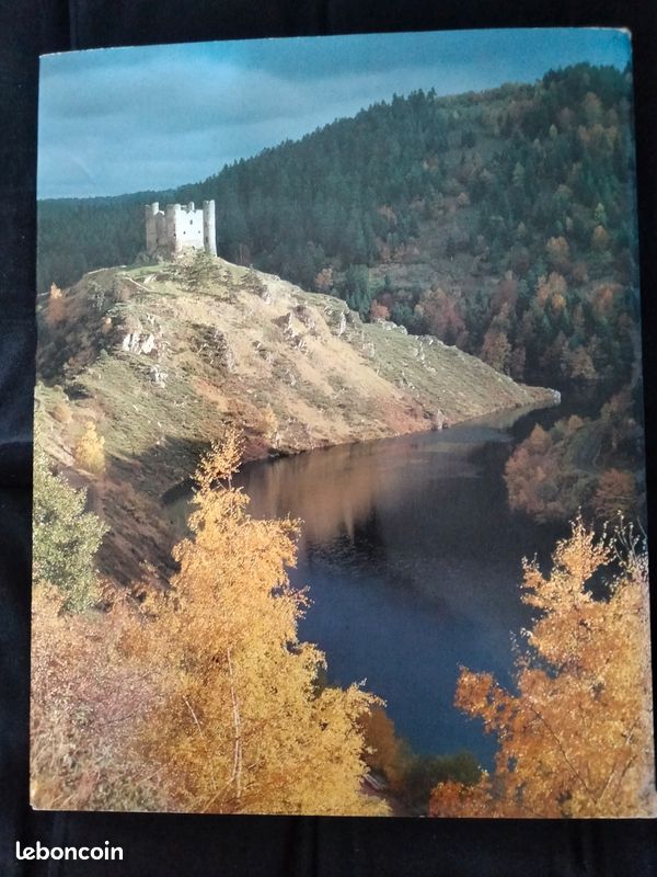 Auvergne de Victor-Henry Debidour et Bernard Plessy (image 2)