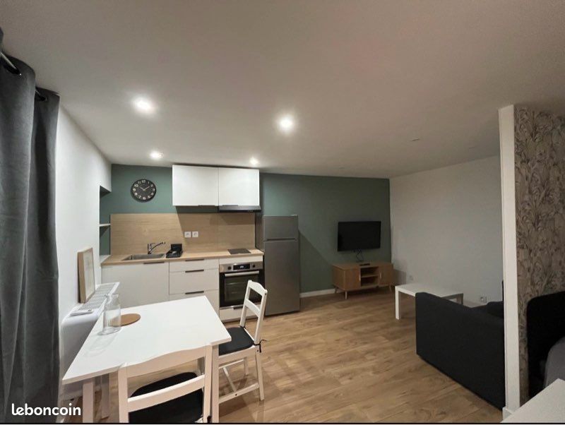 Appartement 1 pièce 23 m² · à Manosque · 23 m² · 650 €