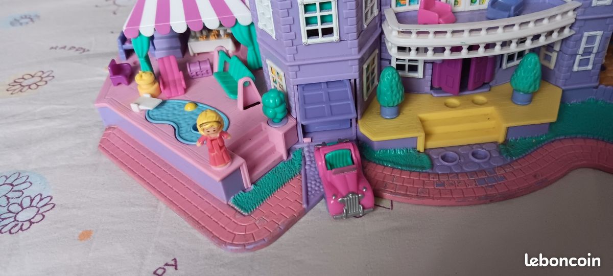 Polly Pocket Elephant House - 1994 Bluebird Toys - maison de poupée vintage sur Gens de Confiance