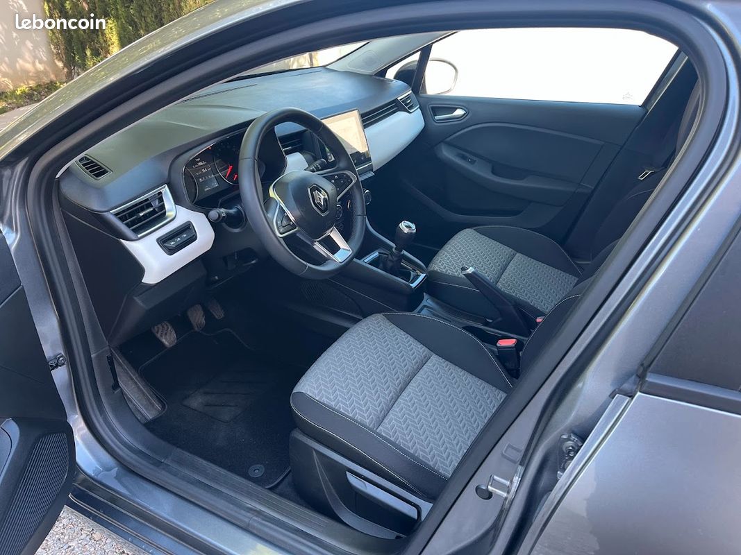 Renault Clio V 1.0 tce 90 évolution (image 3)